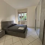 E Spazioso, 3 Camere, 3 Bagni & Terrazzo Appartement *