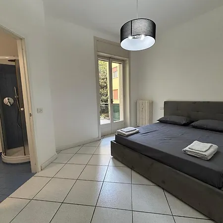 E Spazioso, 3 Camere, 3 Bagni & Terrazzo Appartement *